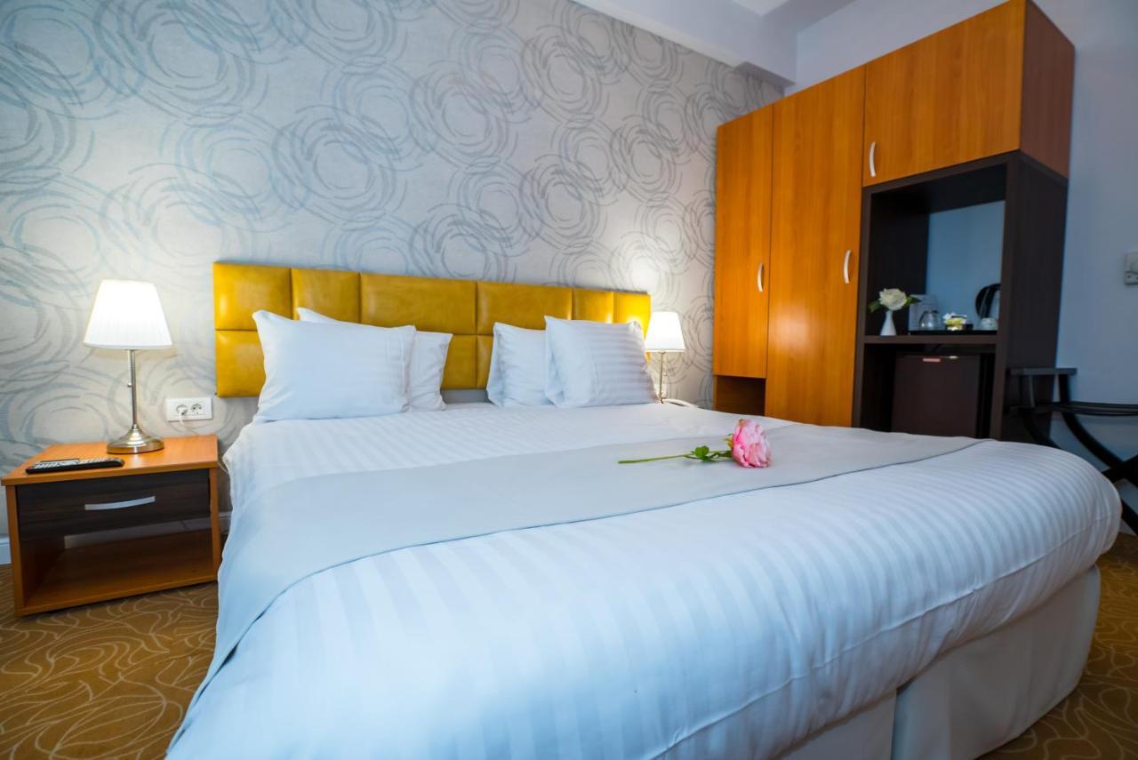 Best Western Hotel Lev Or I Bucharest Exterior photo